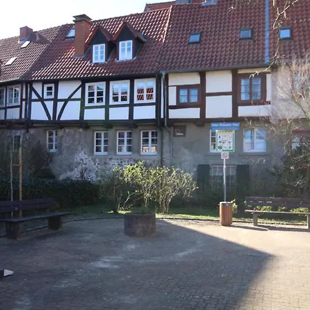 Wohnen Auf Der Historischen Stadtmauer Im Herzen Von 아파트 데트몰트