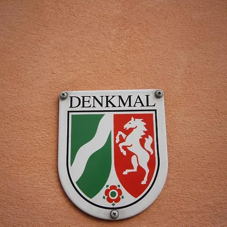 Wohnen Auf Der Historischen Stadtmauer Im Herzen Von *