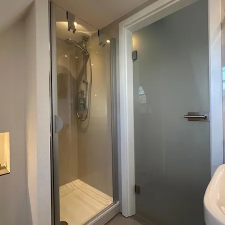 Wohnen Auf Der Historischen Stadtmauer Im Herzen Von דטמולד