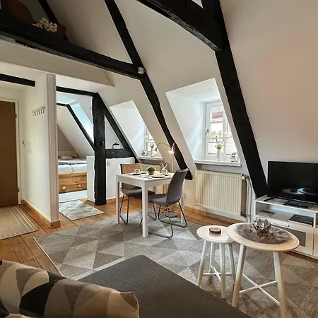 아파트 Wohnen Auf Der Historischen Stadtmauer Im Herzen Von *